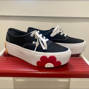 Vans Stackform Flower Platform Sneaker